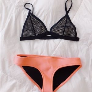 • triangl swimsuit •